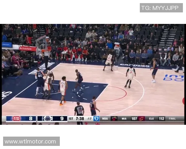 独行侠大胜活塞：哈登莱昂纳德联手闪耀全场