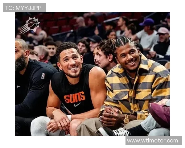 太阳队球员身穿特制球衣，向社会传递正能量