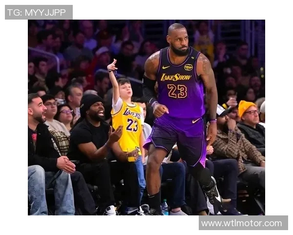 詹姆斯生涯新高！勒布朗连续20场得分超过30分，成为湖人历史第一得分手