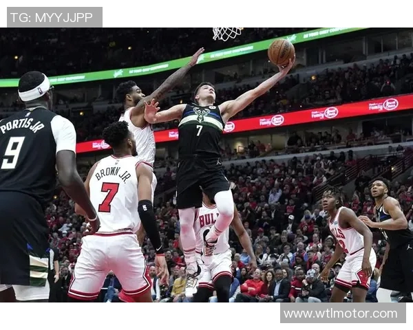 雄鹿119-102力克公牛,扬尼斯统治全场引爆激情!