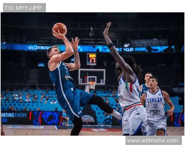 独行侠队球员路卡·东契奇再次入选NBA全明星阵容,展现无可匹敌的篮球魅力 独行侠队球员路卡·东契奇再次入选NBA全明星阵容,展现无可匹敌的篮球魅力